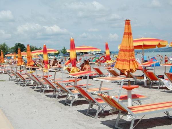 Lido Riviera, Relux Apartman Balatonlelle Exterior photo